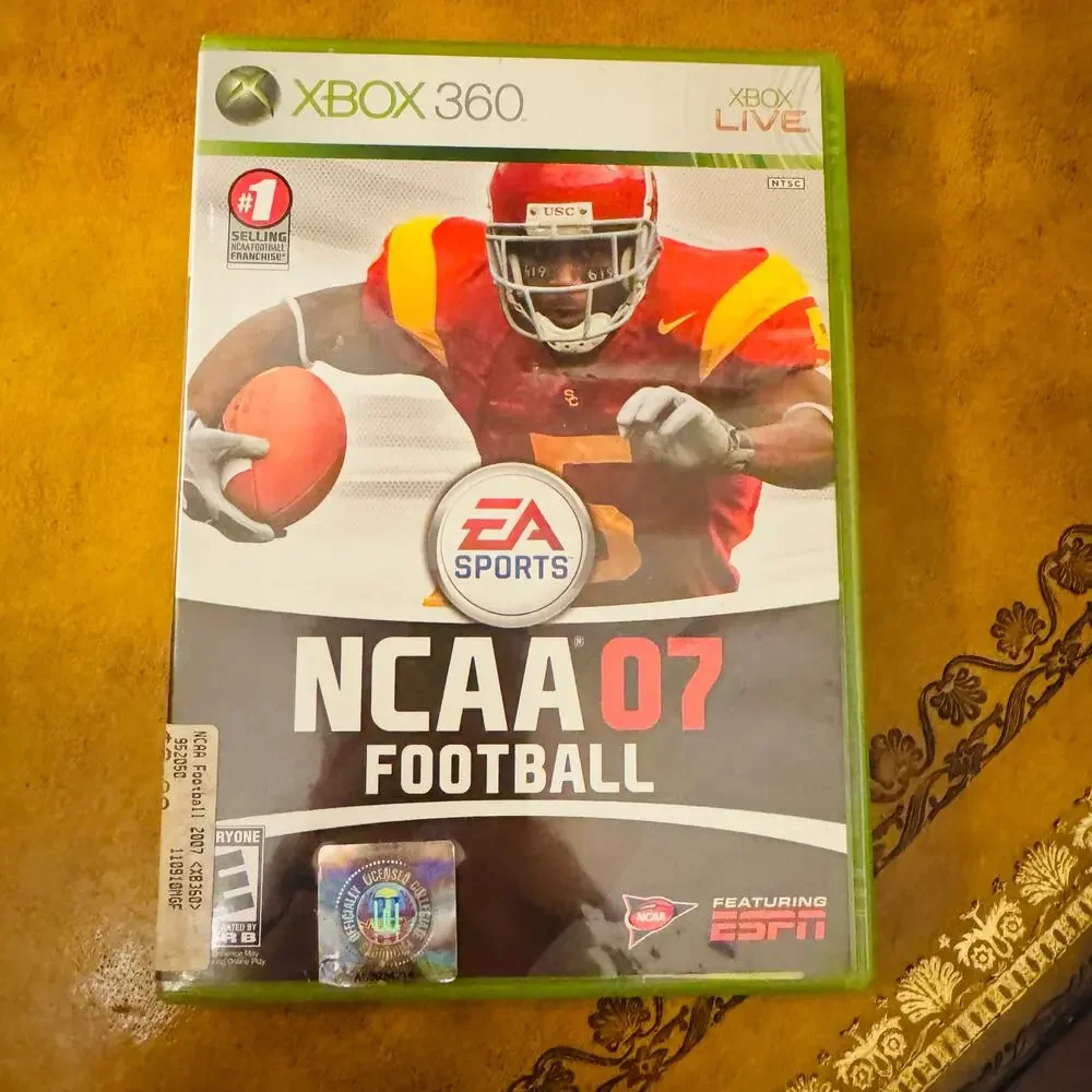 NCAA 07 Football Microsoft XBOX 360 Video Game with Manual